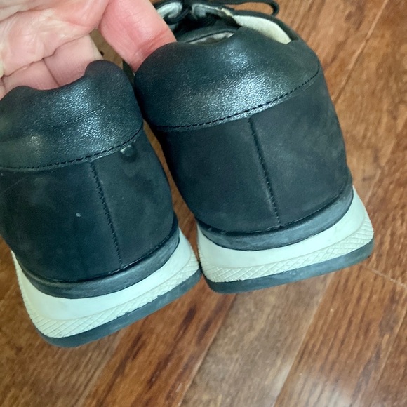 Remonte Soft Leather Sneakers - Picture 12 of 14